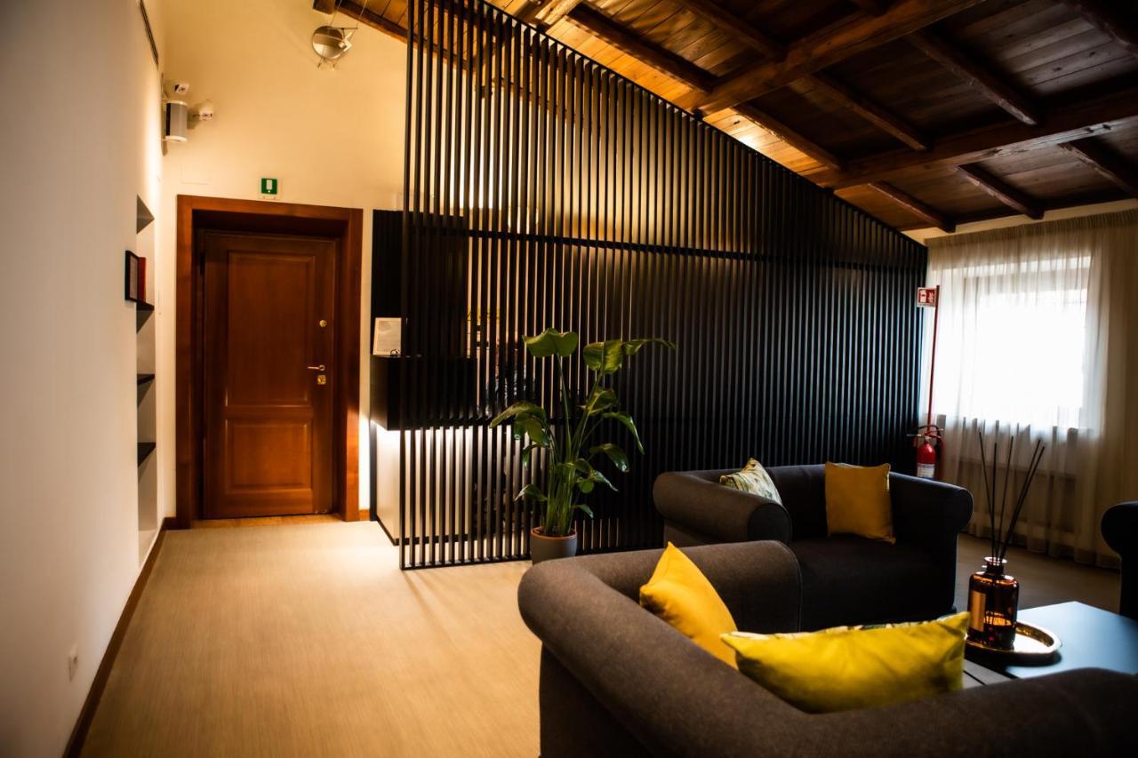 Cola Di Rienzo Luxury Penthouse Hotel