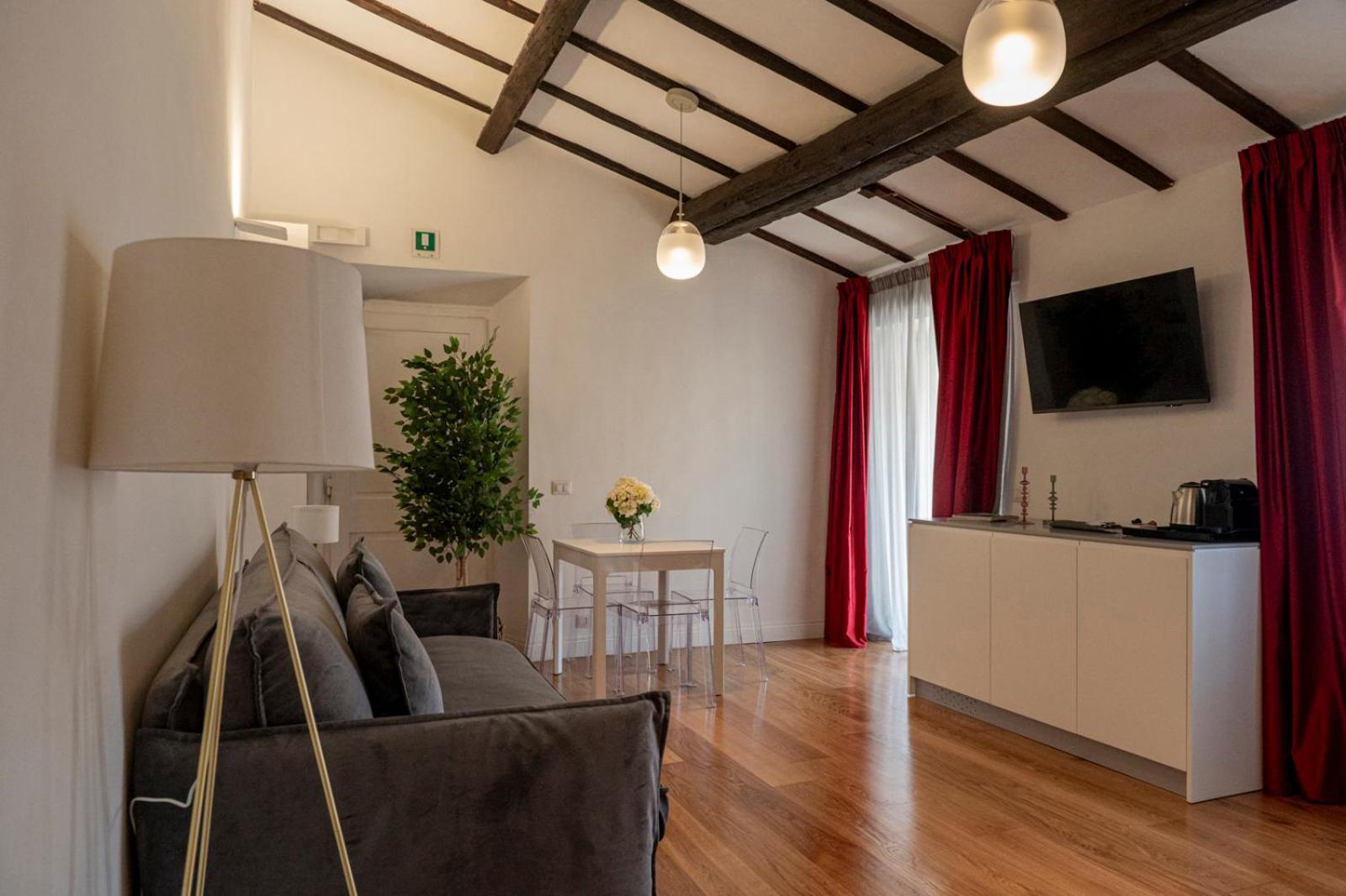 Cola Di Rienzo Luxury Penthouse Roma