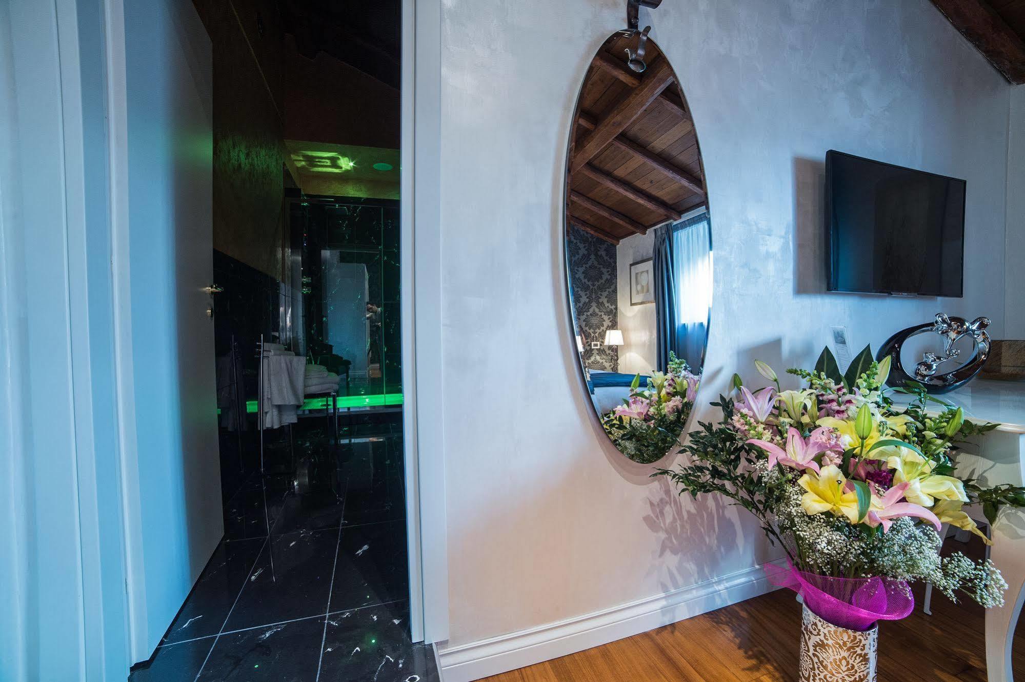 Cola Di Rienzo Luxury Penthouse 2*